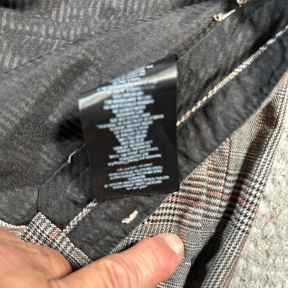 Guess Chino Pants Mens 30 (33x23)‎ Gray Plaid Slim Fit Zip Fly Straight Leg